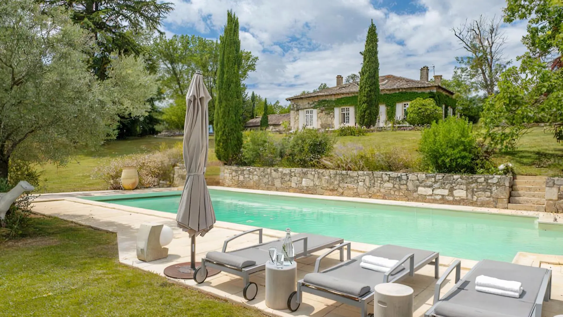 Les Suites Du Midi Saint-Paul-dʼEspis Alojamento de Acomodação e Pequeno-almoço